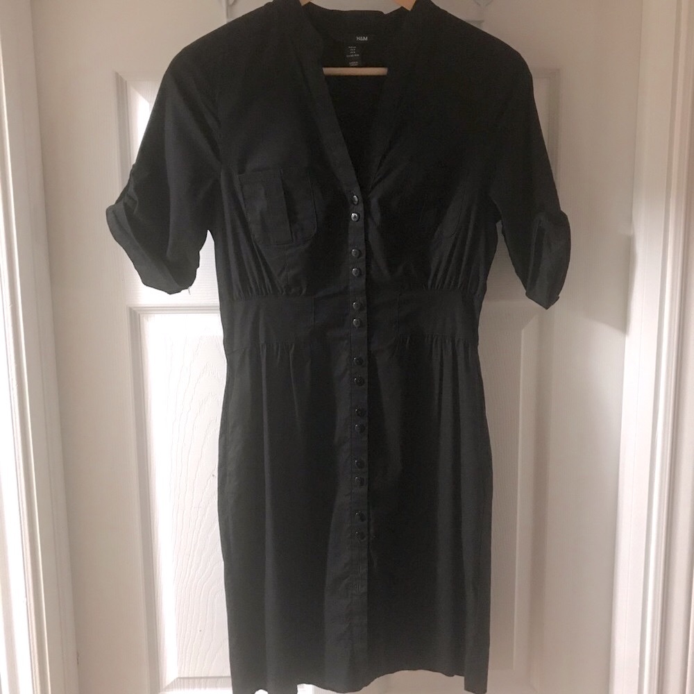H&M Black Dress with Pockets. Size 6